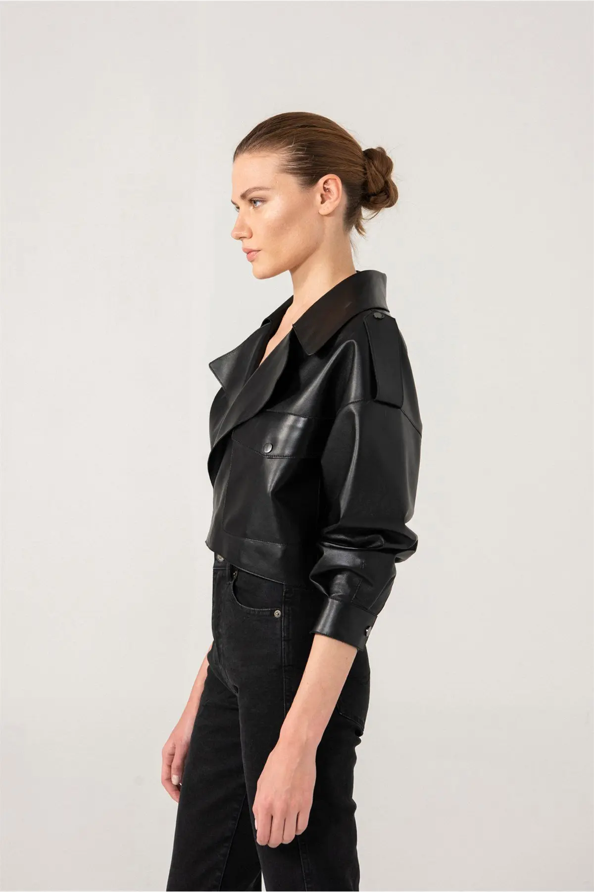 Cropped Oversized Leather Jacket For Women - Black